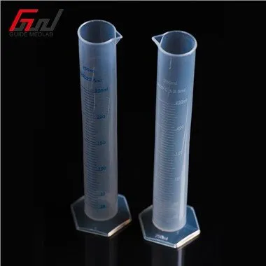 Graduiran plastični merilni cilinder 250 ml